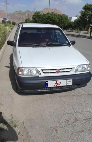 پراید صندوق‌دار بنزینی، مدل ۱۳۸۱.