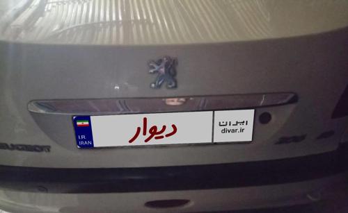 پژوه v8206صندوقدار... درحدنو کم کارکرد