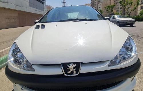 پژو 206 SD تیپ ۵، مدل ۱۳۹۵ V8