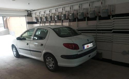 پژو 206 SD V8، مدل ۱۳۹۴ بی رنگ
