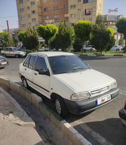 پراید صندوق‌دار بنزینی، مدل ۱۳۸۲