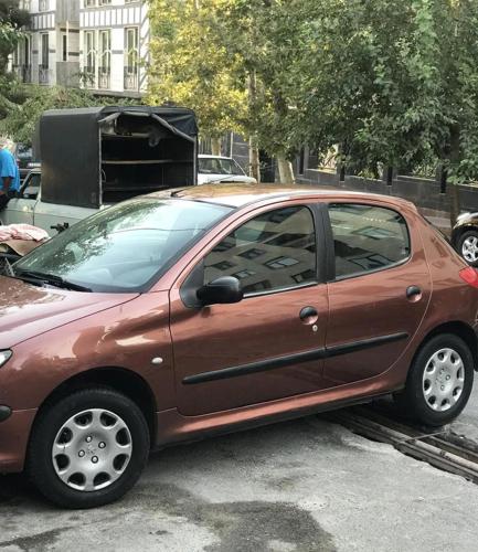 پژو ۲۰۶مدل۸۷ سفارش مدیران بیرنگ۲برگ‌سند