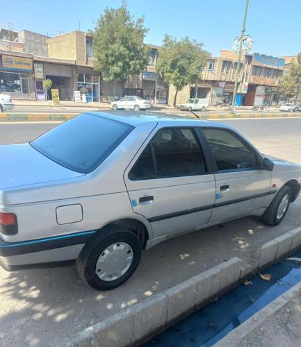 پژو 405 GLX - دوگانه سوز CNG، مدل ۱۳۹۰