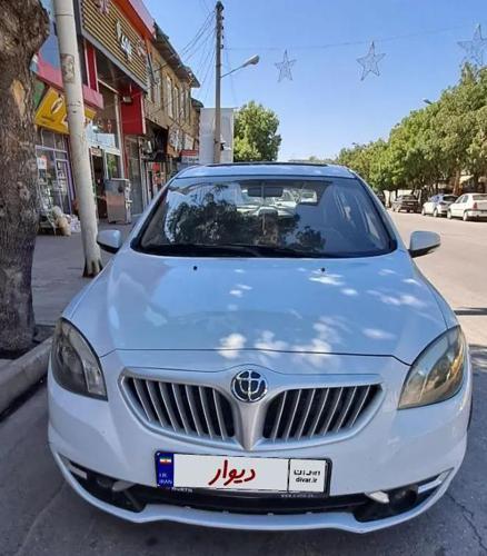 برلیانس H320 اتوماتیک 1500cc، مدل ۱۳۹۶