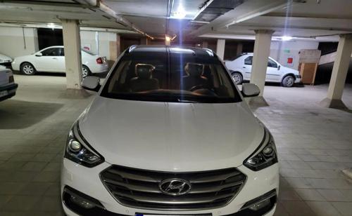 هیوندای سانتافه ix 45 2400cc، مدل