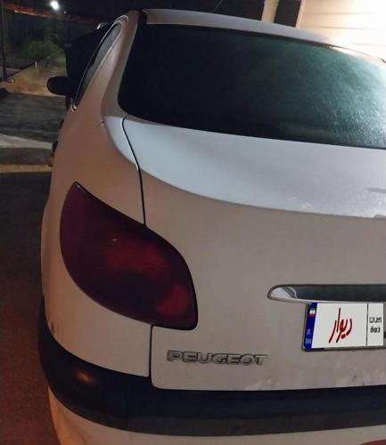 پژو ۲۰۶ صندوقدار SD مدل ۱۳۹۵ بکر تمام فابریک