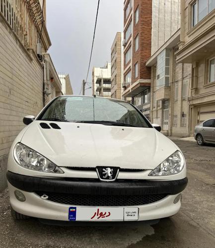 206 sd مدل ۹۸ در حد خشک ۳۰ تا کار