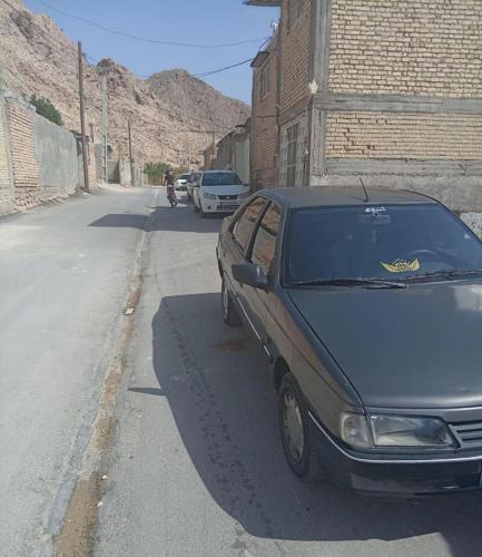 پژو 405 GLX بنزینی، مدل ۱۳۸۲
