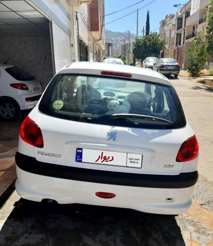 پژو 206 تیپ ۲، مدل ۱۴۰۱،رنگ سفید