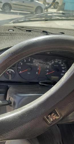 پژو 405 GLX بنزینی، مدل ۱۳۸۴