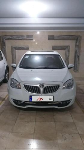 برلیانس H330 اتوماتیک 1500cc، مدل ۱۳۹۵