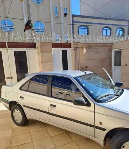 پژو 405 GLX بنزینی، مدل ۱۳۹۲