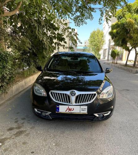 برلیانس H330 اتوماتیک 1500cc، مدل ۱۳۹۵