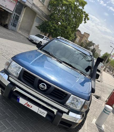 نیسان پیکاپ دوکابین