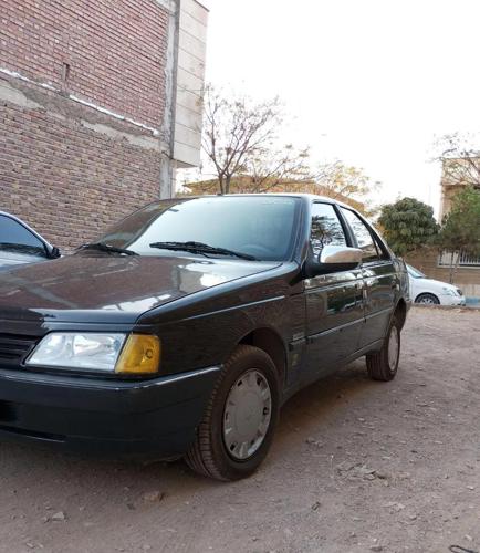 پژو 405 GLX بنزینی، مدل ۱۳۸۲
