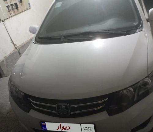 آریو اتوماتیک 1600cc، مدل ۱۳۹۷