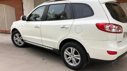 هیوندای سانتافه ix 45 3500cc، مدل ۲۰۱۰