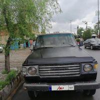 تویوتا لندکروزر استیشین مشکی 1982