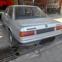 320