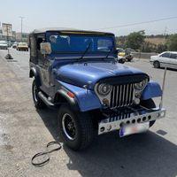 جیپ توسن مدل ۱۳۶۸