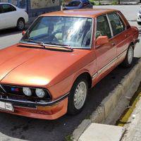 بی ام و BMW518