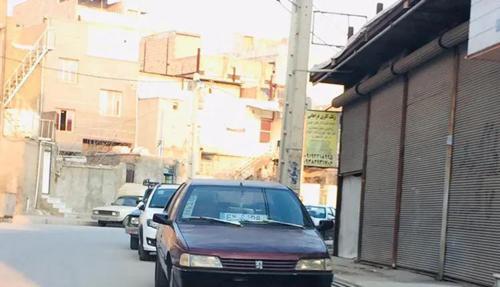 پژو 405 GLX بنزینی، مدل ۱۳۷۷