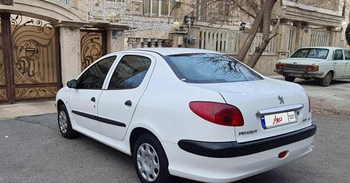 پژو 206 SD V8. آخر ۹۷ کم کارکرد در حد