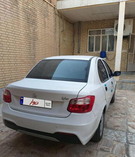 ساینا دنده‌ای S، مدل ۱۴۰۱