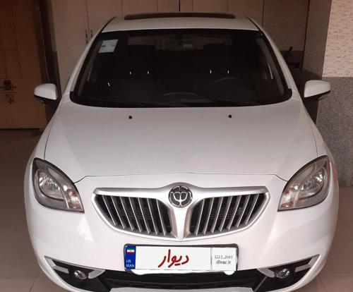 برلیانس H330 اتوماتیک 1500cc، مدل ۱۳۹۶