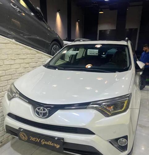 تویوتا rav4 ۲۰۱۷