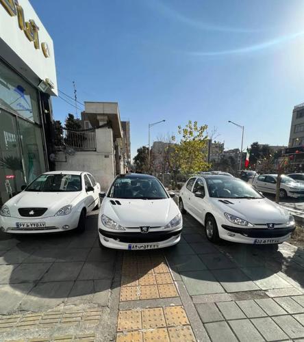 پژو 206 تیپ 3 سقف شیشه ای 1401* درجا تحویل