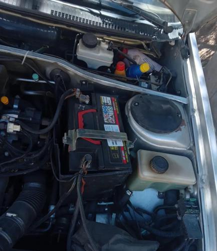 پژو 405 GLX - دوگانه سوز CNG، مدل ۱۳۹۰