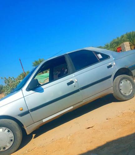 پژو 405 GLX - دوگانه سوز CNG، مدل ۱۳۹۰