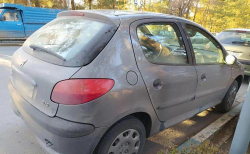پژو 206 تیپ ۲، مدل ۱۳۸۷ کم کار خونگی