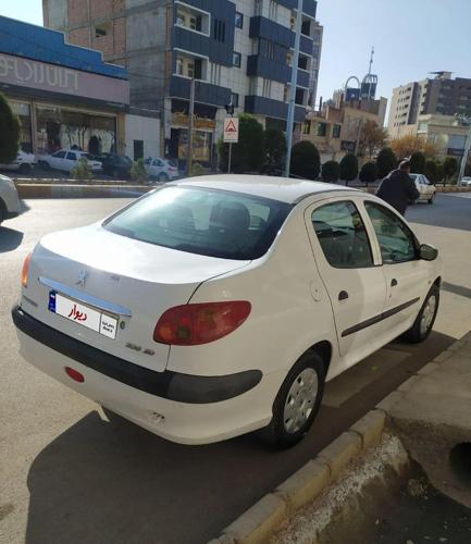 پژو 206 SD V8، مدل 92 تک برگ سند