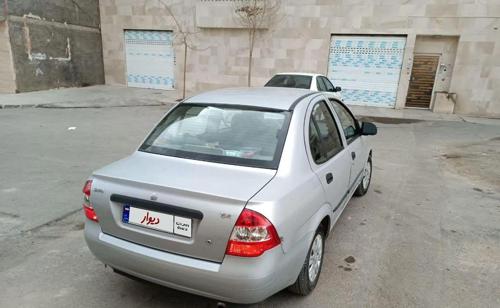 تیبا صندوق‌دار مدل ۹۶ نقره ای تمیز و سالم