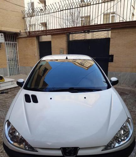 پژو 206 SD V8، مدل ۱۳۹۴در حد